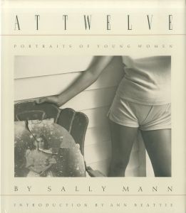 ／サリー・マン（AT TWELVE: Portraits of Young Women／Sally Mann )のサムネール