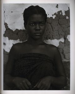 「Ghana: An African Portrait / Photo: Paul Strand　Commentary: Basil Davidson」画像2