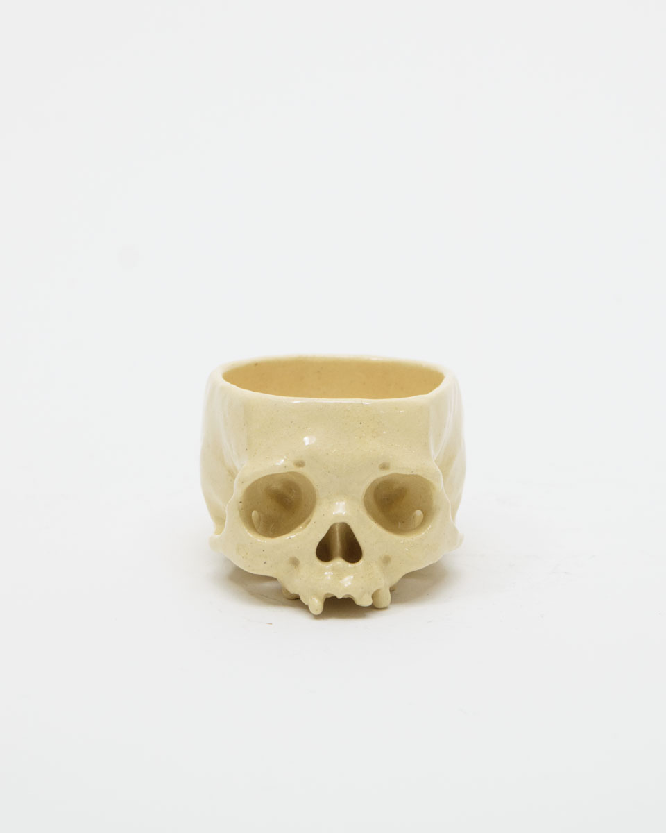【75】「ぐい呑 IVORY」¥33,000　2023年/ユニーク/サイン入/桐箱/H40 × W60 × D75 (mm)