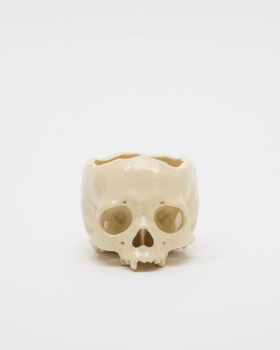 【68】「植木鉢 IVORY」¥49,500　2023年/ユニーク/サイン入/桐箱/H80 × W90 × D110 (mm)