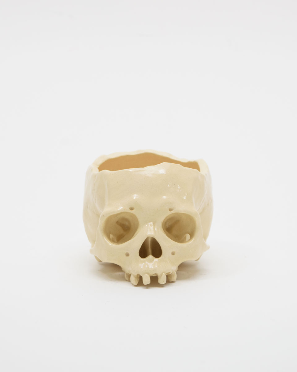 【67】「植木鉢 IVORY」¥55,000　2023年/ユニーク/サイン入/桐箱/H80 × W95 × D120 (mm)