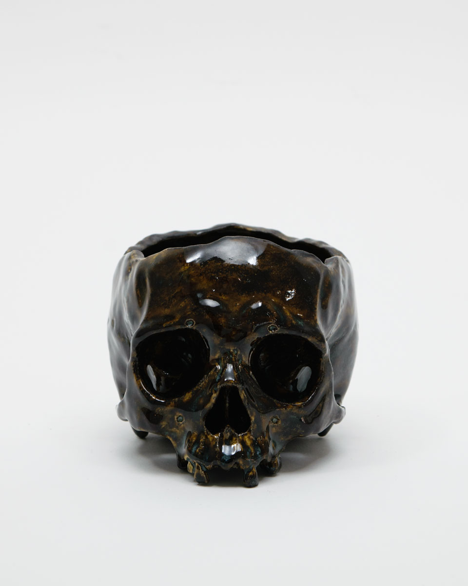 【64】「植木鉢 SOIL」¥66,000　2023年/ユニーク/サイン入/桐箱/H100 × W110 × D145 (mm)