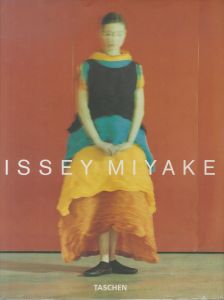 ／マーク・ホルボーン（ISSEY MIYAKE／Mark Holborn )のサムネール