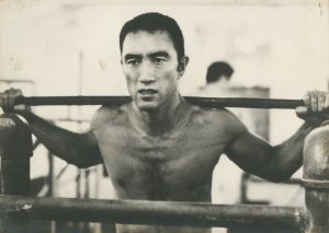 ボディービル／（Boarded Photo of Yukio Mishima 