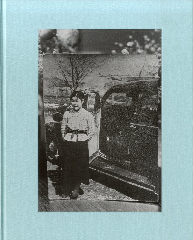 Belongings 遺されたもの / 石内都 | 小宮山書店 KOMIYAMA TOKYO