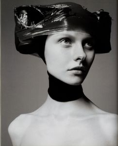 「HAIR / Photo: David Sims Hair: Guido Palau」画像4