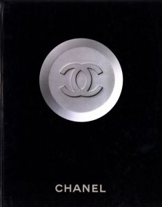 ／写真：カール・ラガーフィールド（CHANEL Automne-Hiver 1998-1999 Collection／Photo: Karl Lagerfeld)のサムネール