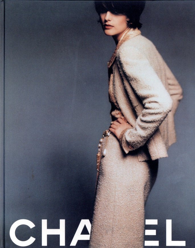 CHANEL Catalog Book FALL - WINTER 1996 - 1997 COLLECTION