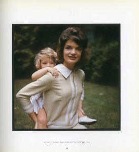「Jacqueline Kennedy Onassis: The Making of a First Lady : A Tribute / Author: Jacques Lowe」画像2