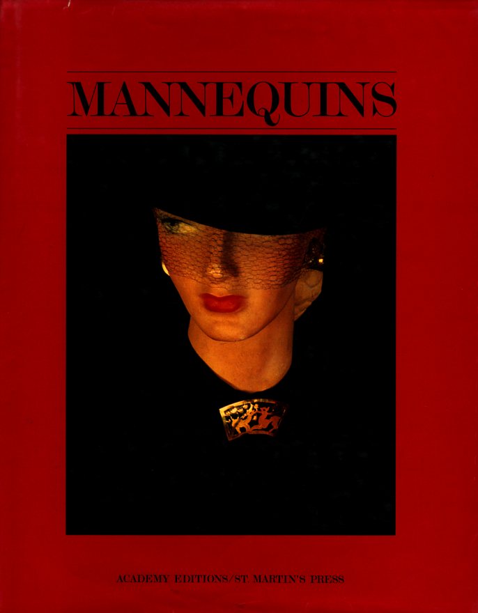 「Mannequins / Author: Nicole Parrot」メイン画像