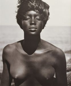 Naomi, Hawaii / Herb Ritts