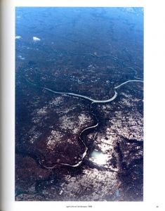 「View from above / Photo, Design: Wolfgang Tillmans」画像1