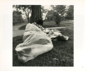 「BRUCE DAVIDSON　CENTRAL PARK / Photo / Text: Bruce Davidson　Foreword: Elizabeth Barlow Rogers　Comment: Marie Winn」画像6