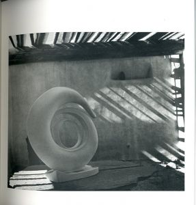 「Georgia O'Keeffe　The Artist Landscape / Author: Georgia O'Keeffe 　Photo: Todd Webb」画像4