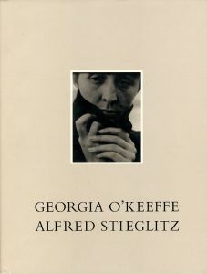 A PORTRAIT BY ALFRED STIEGLITZ／著：アルフレッド・スティーグリッツ　序文：ジョージア・オキーフ（A PORTRAIT BY ALFRED STIEGLITZ／Author: Alfred Stieglitz　Foreword: Georgia O'Keeffe)のサムネール