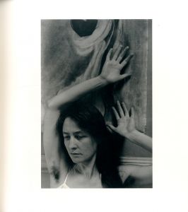 「A PORTRAIT BY ALFRED STIEGLITZ / Author: Alfred Stieglitz　Foreword: Georgia O'Keeffe」画像4