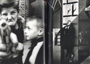 「LIFE IS GOOD & GOOD FOR YOU IN NEW YORK WILLIAM KLEIN / Photo, Design: William Klein」画像3