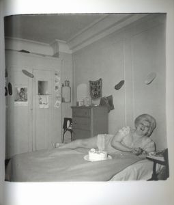 「.diane arbus. Twenty-fifth Anniversary Edition / Author: Diane Arbus」画像4