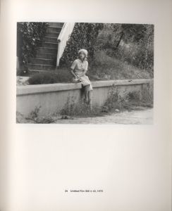 「CINDY SHERMAN / Author: Cindy Sherman　Text: Peter Schjeldahl」画像3