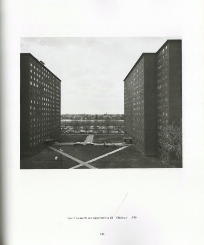 Thomas Struth Straßen Fotografie 1976 bis 1995 / Thomas