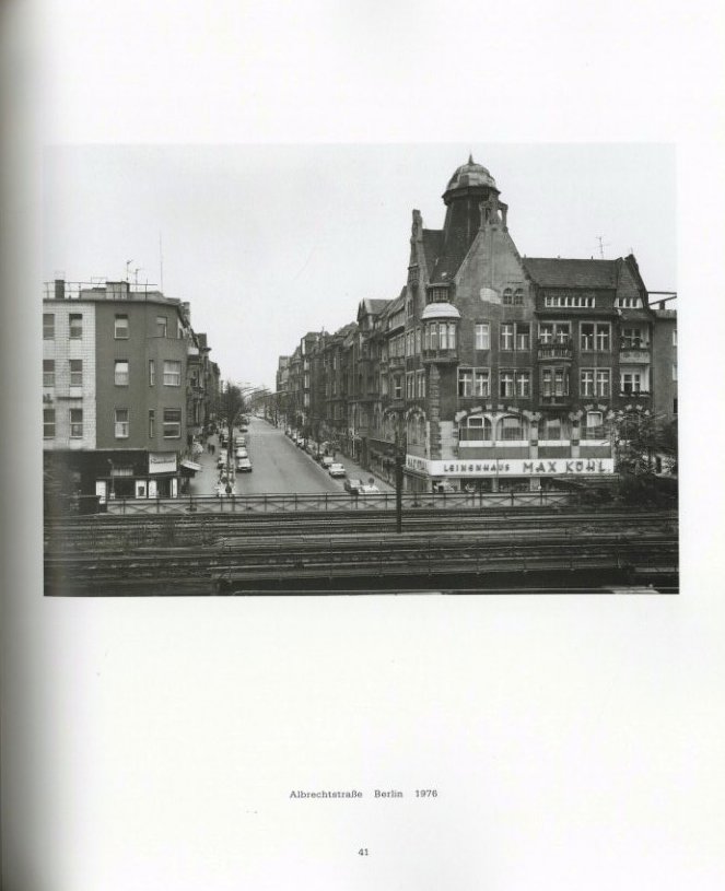 Thomas Struth Straßen Fotografie 1976 bis 1995 / Thomas