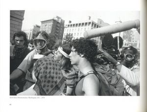 「Gary Winogrand Public Relations / Photo: Garry Winogrand　Foreword: Tod Papageorge」画像1