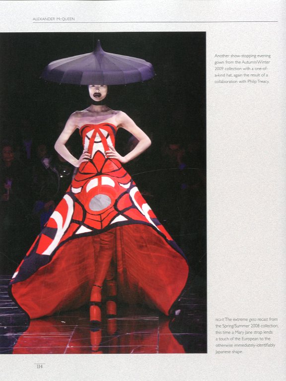 Alexander McQUEEN GENIUS OF A GENERATION / Author: Kristin Knox