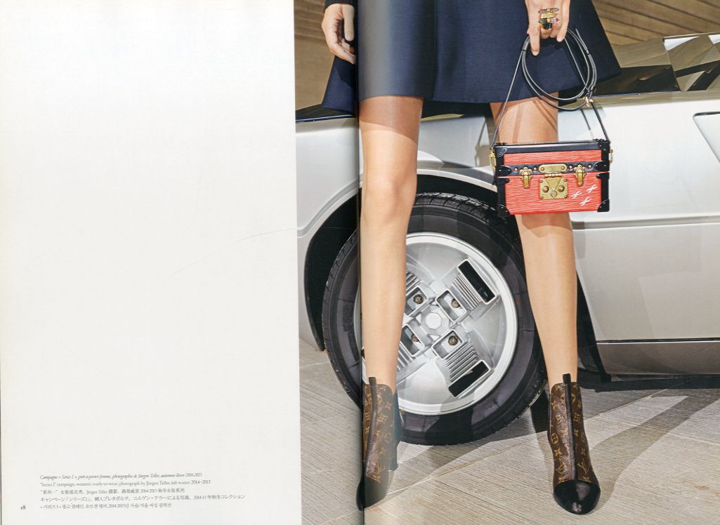 Volez Voguez Voyagez - Louis Vuitton catalogue, French version SANS LIGNE  ESTHETIQUE - Books and Stationery