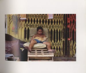 「The Art of Public Sleeping / James Hunt」画像2