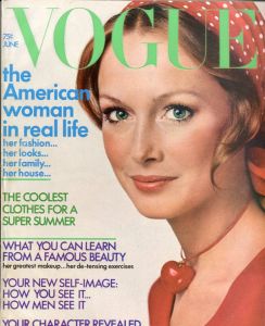 VOGUE JUNE 1972 the American women in real lifeのサムネール