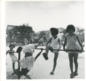 「HIROSHIMA 1958 / 編： 港千尋、マリー＝クリスティーヌ・ドゥ・ナヴァセル　写真：エマニュエル・リヴァ」画像5