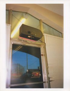 「SORRY WE ARE NOT SORRY / William Eggleston」画像1