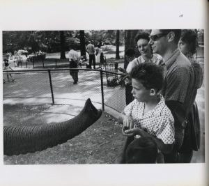 「The Animals / Photo: Garry Winogrand　Afterword: John Szarkowski」画像2