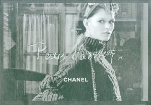 CHANEL METIERS D'ART PARIS - HAMBURG 2017 / 18 COLLECTION／写真：カール・ラガーフェルド（CHANEL METIERS D'ART PARIS - HAMBURG 2017 / 18 COLLECTION／Photo: Karl Lagerfeld)のサムネール