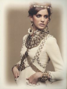 「CHANEL PARIS-BYZANCE 2010/11 / Photo: Karl Lagerfeld」画像4