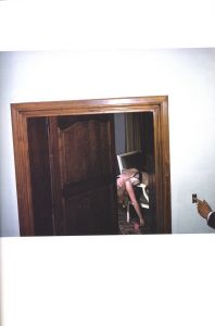 「EXHIBIT A / Photo: Guy Bourdin」画像6