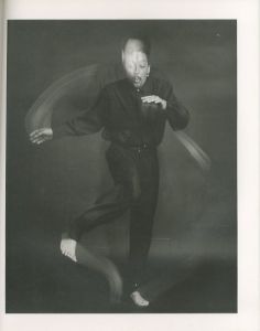 「THE FUGITIVE GESTURE　Masterpieces of Dance Photography / William A. Ewing」画像4