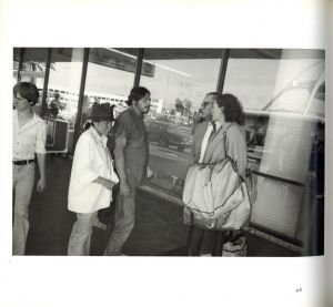 「ARRIVALS & DEPARTURES: THE AIRPORT PICTURES OF GARRY WINOGRAND / Photo: Garry Winogrand　Edit: Alex Harris, Lee Friedlander」画像15