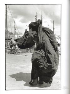 「Europeans / Photo: Henri Cartier-Bresson　Text: Jean Clair」画像6