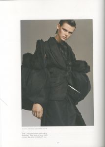 「Rei Kawakubo/COMME des GARÇONS Art of the In-Between / Author: Andrew Bolton」画像3