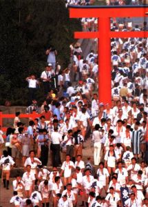 「博多祇園山笠 / 写真：管洋志　文：長谷川法世」画像1