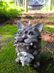 「白狐を抱えた猫神 / 田崎太郎」画像6