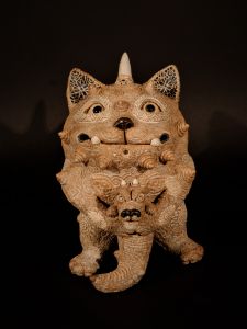 「龍神を抱いた猫神 / 田崎太郎」画像1