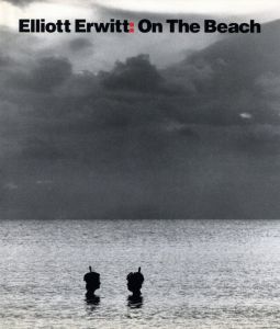Elliot Erwitt: On The Beachのサムネール