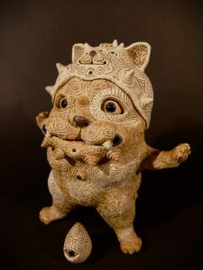 魔除シャーマン帽猫神／田崎太郎（exorcist cat god wearing shaman hat／Taro Tasaki)のサムネール