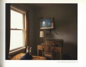 「Uncommon Places　The Complete Works / Photo: Stephen Shore　Design: Andrew Sloat　Essay: Stephan Schmidt-Wulffen　Conversation: Lynne Tillman」画像1