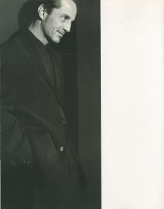 「DONNAKARAN NEW YORK / 写真：ハーブ・リッツ」画像3