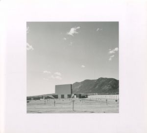 「The New West / Author: Robert Adams　Direction: John Szarkowski」画像2