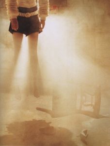 「High Fashion Crime Scenes / Melanie Pullen」画像4