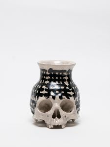 「PAINTED SKULLPTURE 壺 / 丸岡和吾」画像1